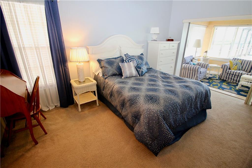 2315 SWEETWATER BOULEVARD, SAINT CLOUD, Florida 34772, 3 Bedrooms Bedrooms, 6 Rooms Rooms,2 BathroomsBathrooms,Residential,For sale,SWEETWATER,S4855787