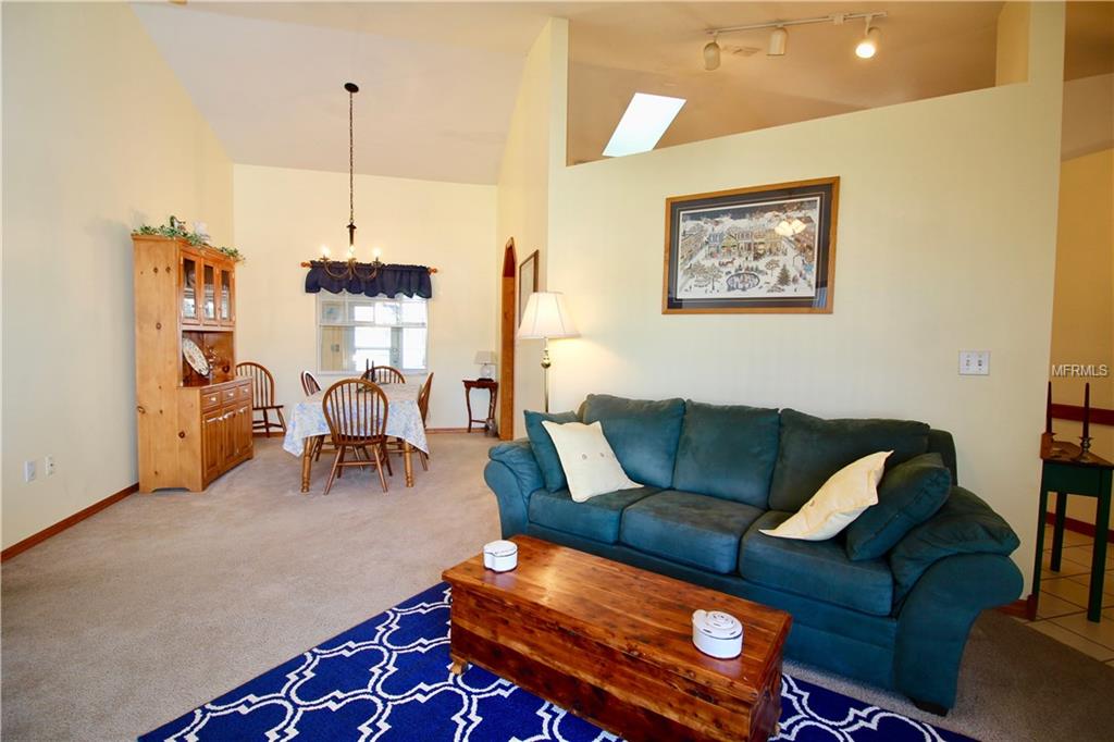 2315 SWEETWATER BOULEVARD, SAINT CLOUD, Florida 34772, 3 Bedrooms Bedrooms, 6 Rooms Rooms,2 BathroomsBathrooms,Residential,For sale,SWEETWATER,S4855787