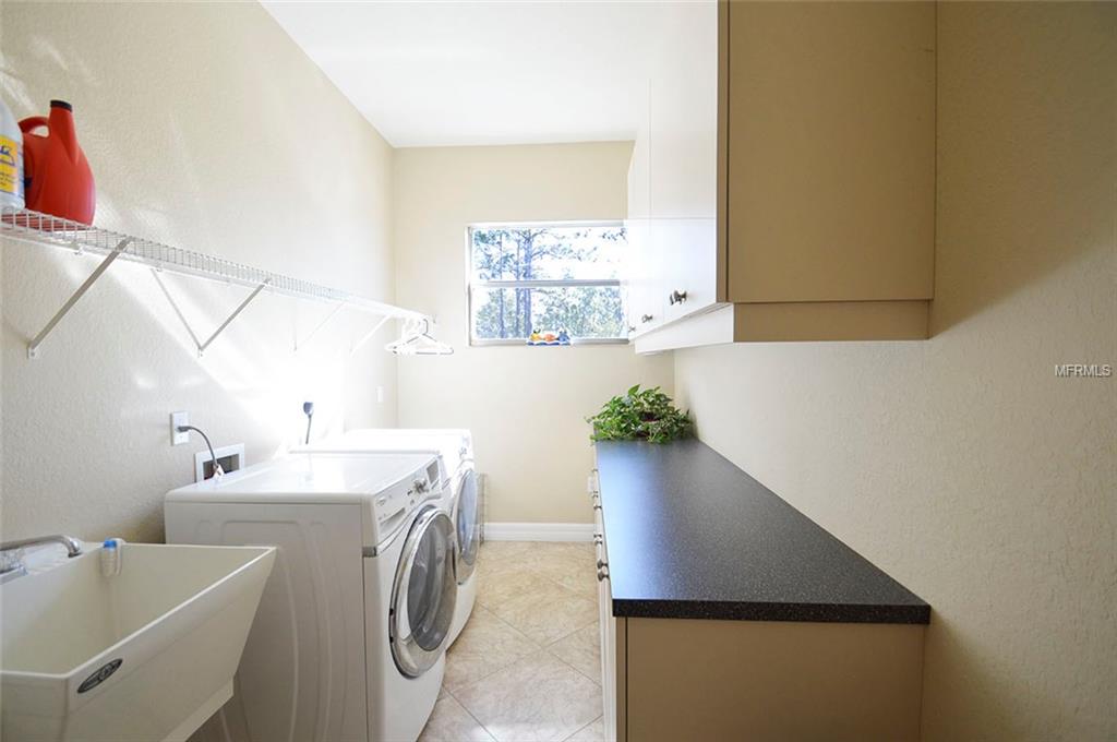 20507 69TH AVENUE E, BRADENTON, Florida 34211, 6 Bedrooms Bedrooms, 14 Rooms Rooms,4 BathroomsBathrooms,Residential,For sale,69TH,A4207240