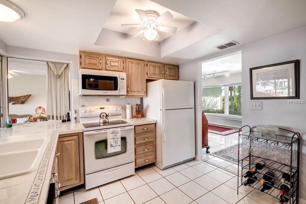 3727 FLORAMAR TERRACE, NEW PORT RICHEY, Florida 34652, 3 Bedrooms Bedrooms, 3 Rooms Rooms,2 BathroomsBathrooms,Residential,For sale,FLORAMAR,U7845189