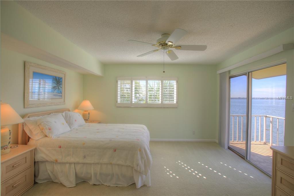 1351 GULF BOULEVARD, CLEARWATER BEACH, Florida 33767, 3 Bedrooms Bedrooms, 3 Rooms Rooms,2 BathroomsBathrooms,Residential,For sale,GULF,U7845719