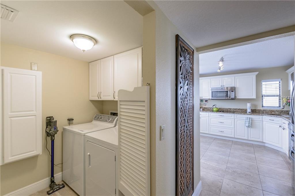 300 WOODETTE DRIVE, DUNEDIN, Florida 34698, 2 Bedrooms Bedrooms, 5 Rooms Rooms,2 BathroomsBathrooms,Residential,For sale,WOODETTE,U7846094