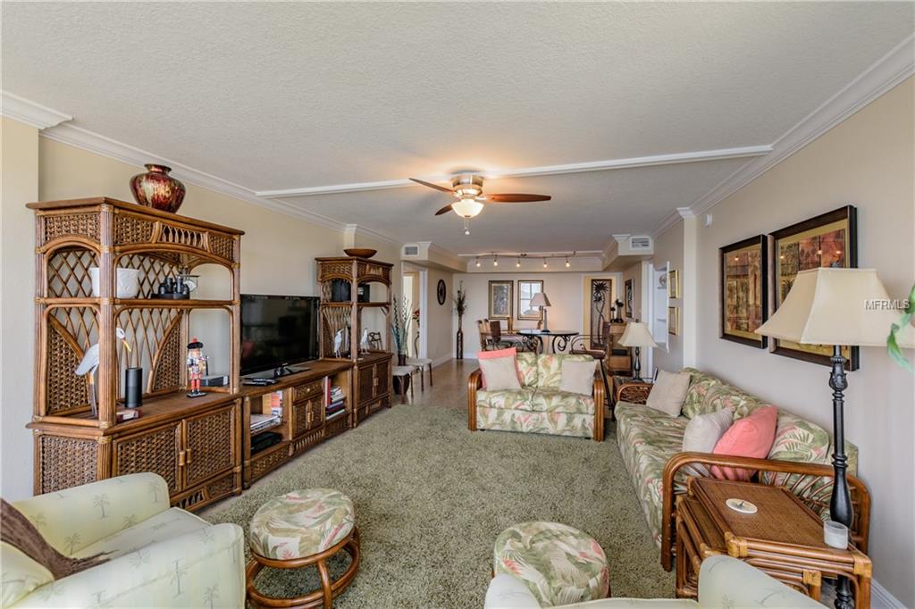 300 WOODETTE DRIVE, DUNEDIN, Florida 34698, 2 Bedrooms Bedrooms, 5 Rooms Rooms,2 BathroomsBathrooms,Residential,For sale,WOODETTE,U7846094