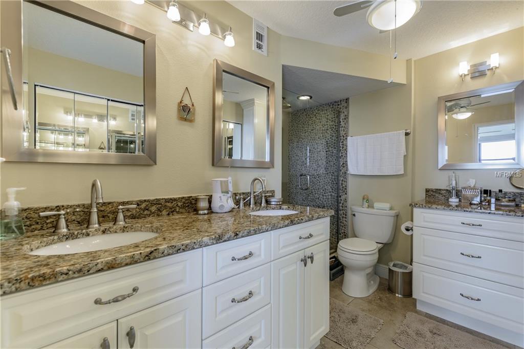 300 WOODETTE DRIVE, DUNEDIN, Florida 34698, 2 Bedrooms Bedrooms, 5 Rooms Rooms,2 BathroomsBathrooms,Residential,For sale,WOODETTE,U7846094