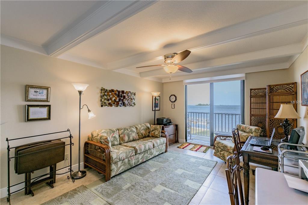 300 WOODETTE DRIVE, DUNEDIN, Florida 34698, 2 Bedrooms Bedrooms, 5 Rooms Rooms,2 BathroomsBathrooms,Residential,For sale,WOODETTE,U7846094