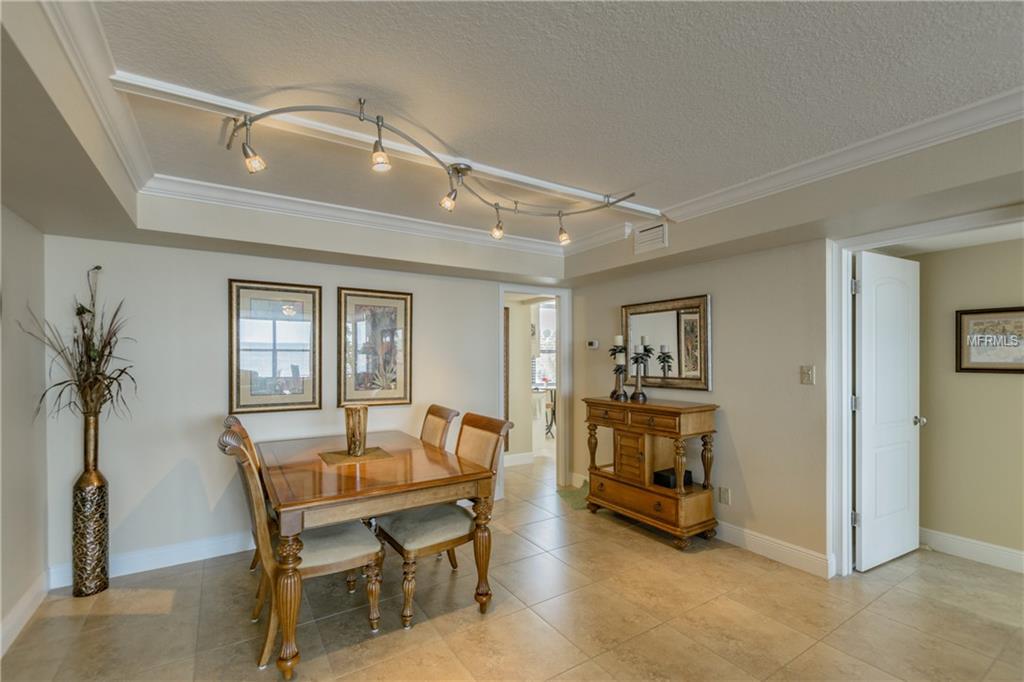 300 WOODETTE DRIVE, DUNEDIN, Florida 34698, 2 Bedrooms Bedrooms, 5 Rooms Rooms,2 BathroomsBathrooms,Residential,For sale,WOODETTE,U7846094