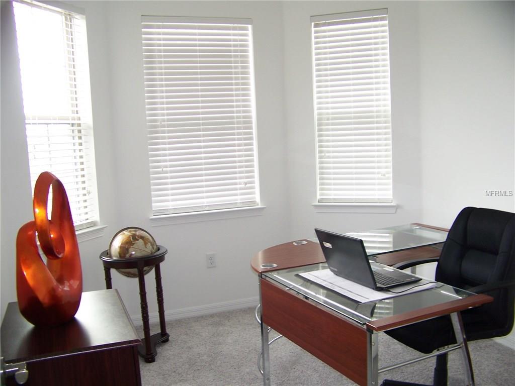 10154 HENBURY STREET, ORLANDO, Florida 32832, 4 Bedrooms Bedrooms, 8 Rooms Rooms,3 BathroomsBathrooms,Residential,For sale,HENBURY,O5560530