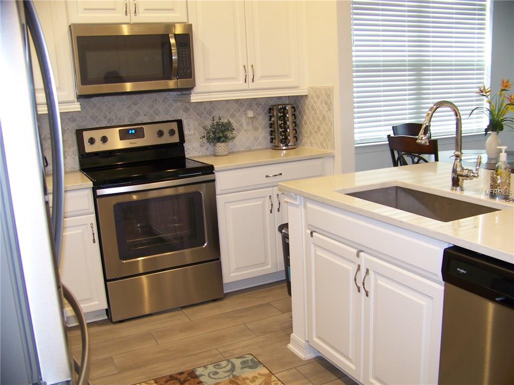 10154 HENBURY STREET, ORLANDO, Florida 32832, 4 Bedrooms Bedrooms, 8 Rooms Rooms,3 BathroomsBathrooms,Residential,For sale,HENBURY,O5560530