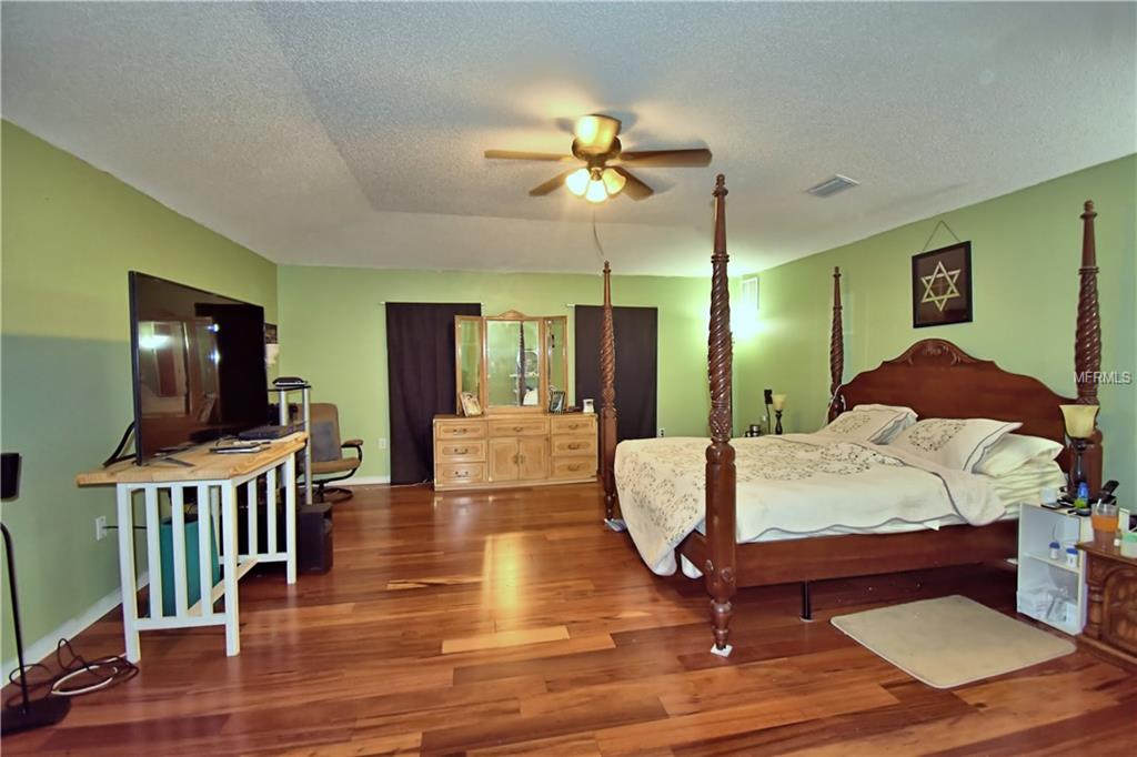 5862 WINDRIDGE DRIVE, WINTER HAVEN, Florida 33881, 4 Bedrooms Bedrooms, 10 Rooms Rooms,3 BathroomsBathrooms,Residential,For sale,WINDRIDGE,P4719004