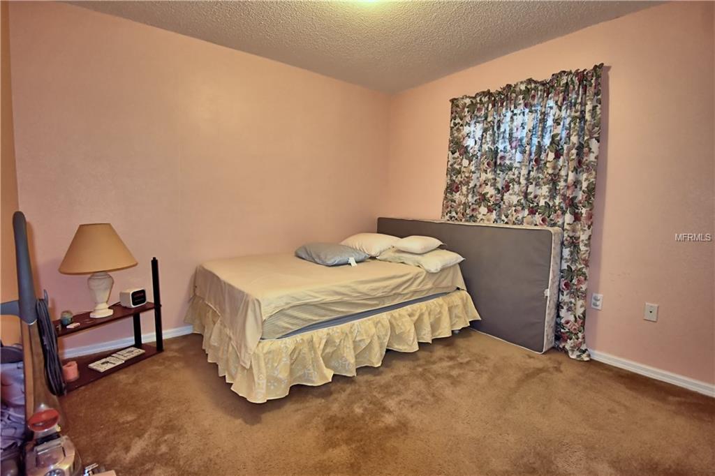 5862 WINDRIDGE DRIVE, WINTER HAVEN, Florida 33881, 4 Bedrooms Bedrooms, 10 Rooms Rooms,3 BathroomsBathrooms,Residential,For sale,WINDRIDGE,P4719004