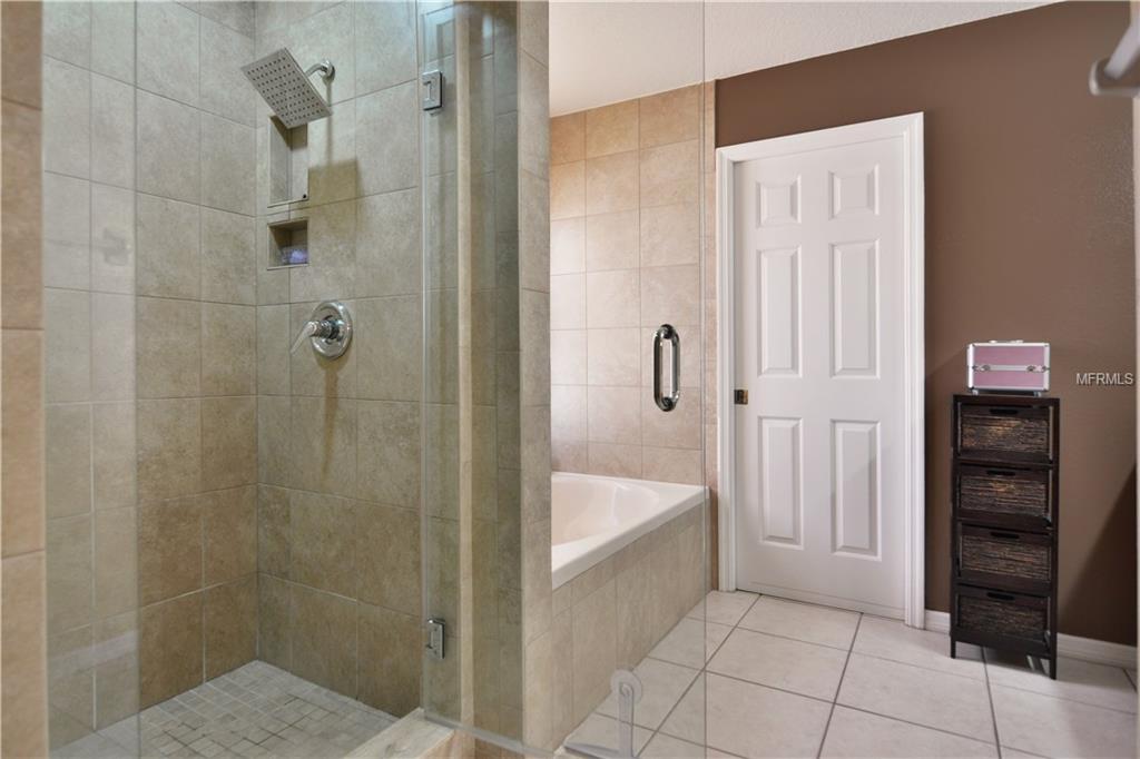 2303 ISLAND CLUB WAY, ORLANDO, Florida 32822, 3 Bedrooms Bedrooms, 7 Rooms Rooms,2 BathroomsBathrooms,Residential,For sale,ISLAND CLUB,O5561602