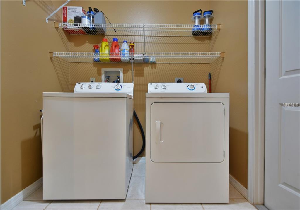 2303 ISLAND CLUB WAY, ORLANDO, Florida 32822, 3 Bedrooms Bedrooms, 7 Rooms Rooms,2 BathroomsBathrooms,Residential,For sale,ISLAND CLUB,O5561602