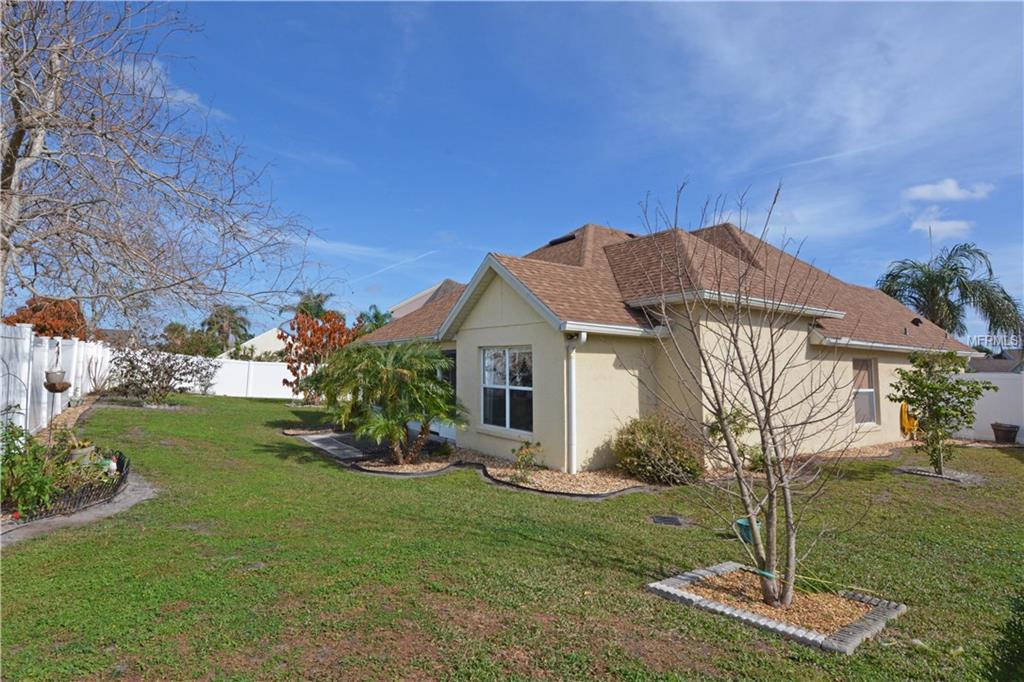 2303 ISLAND CLUB WAY, ORLANDO, Florida 32822, 3 Bedrooms Bedrooms, 7 Rooms Rooms,2 BathroomsBathrooms,Residential,For sale,ISLAND CLUB,O5561602