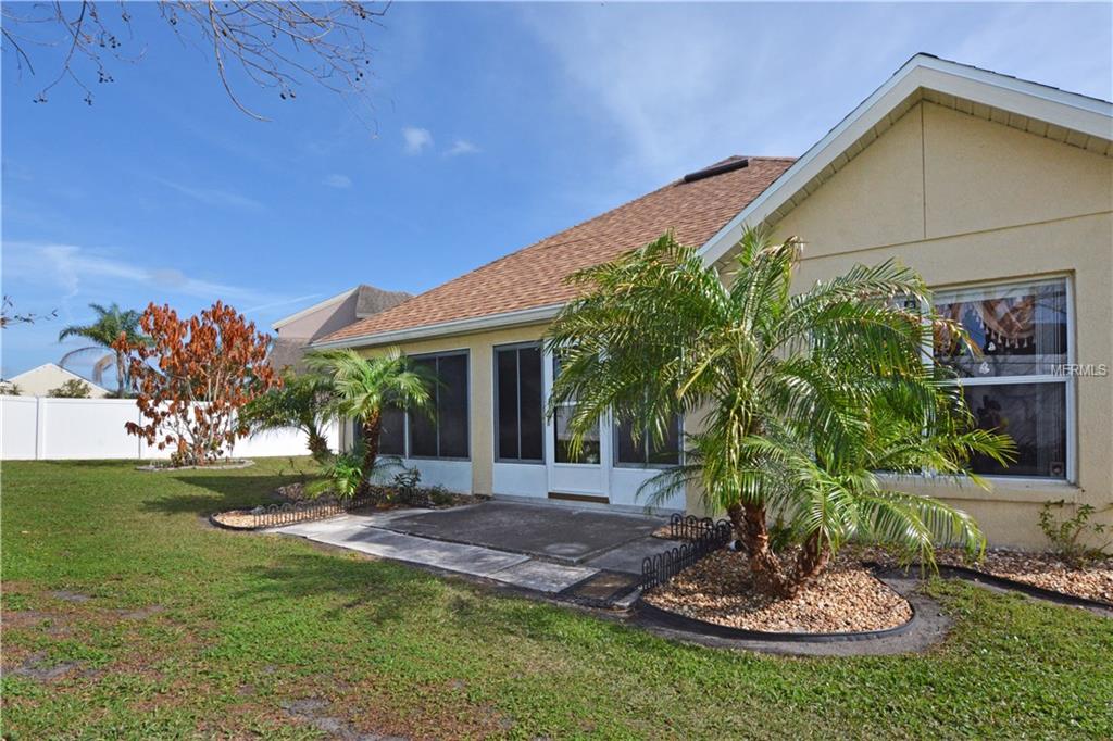 2303 ISLAND CLUB WAY, ORLANDO, Florida 32822, 3 Bedrooms Bedrooms, 7 Rooms Rooms,2 BathroomsBathrooms,Residential,For sale,ISLAND CLUB,O5561602