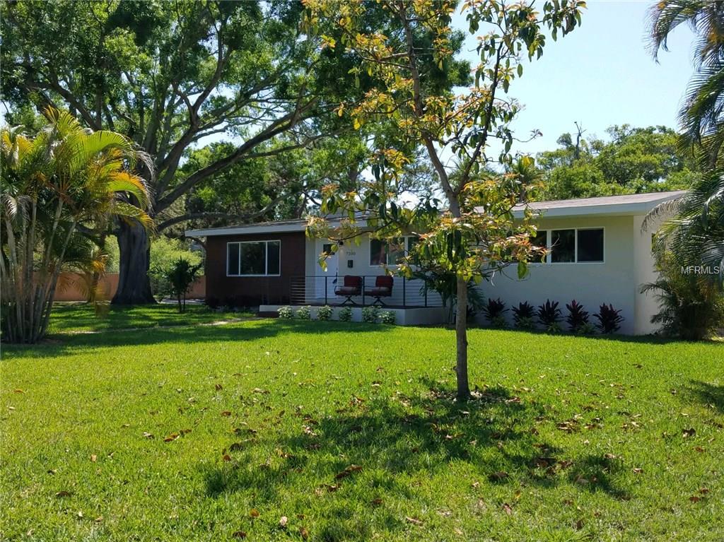 7200 2ND AVENUE S, ST PETERSBURG, Florida 33707, 4 Bedrooms Bedrooms, 8 Rooms Rooms,3 BathroomsBathrooms,Residential,For sale,2ND,U7847462