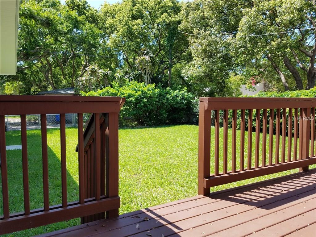 7200 2ND AVENUE S, ST PETERSBURG, Florida 33707, 4 Bedrooms Bedrooms, 8 Rooms Rooms,3 BathroomsBathrooms,Residential,For sale,2ND,U7847462