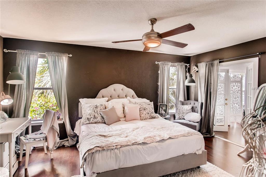 7220 BAY CLUB WAY, ORLANDO, Florida 32835, 3 Bedrooms Bedrooms, 7 Rooms Rooms,2 BathroomsBathrooms,Residential,For sale,BAY CLUB,O5529858