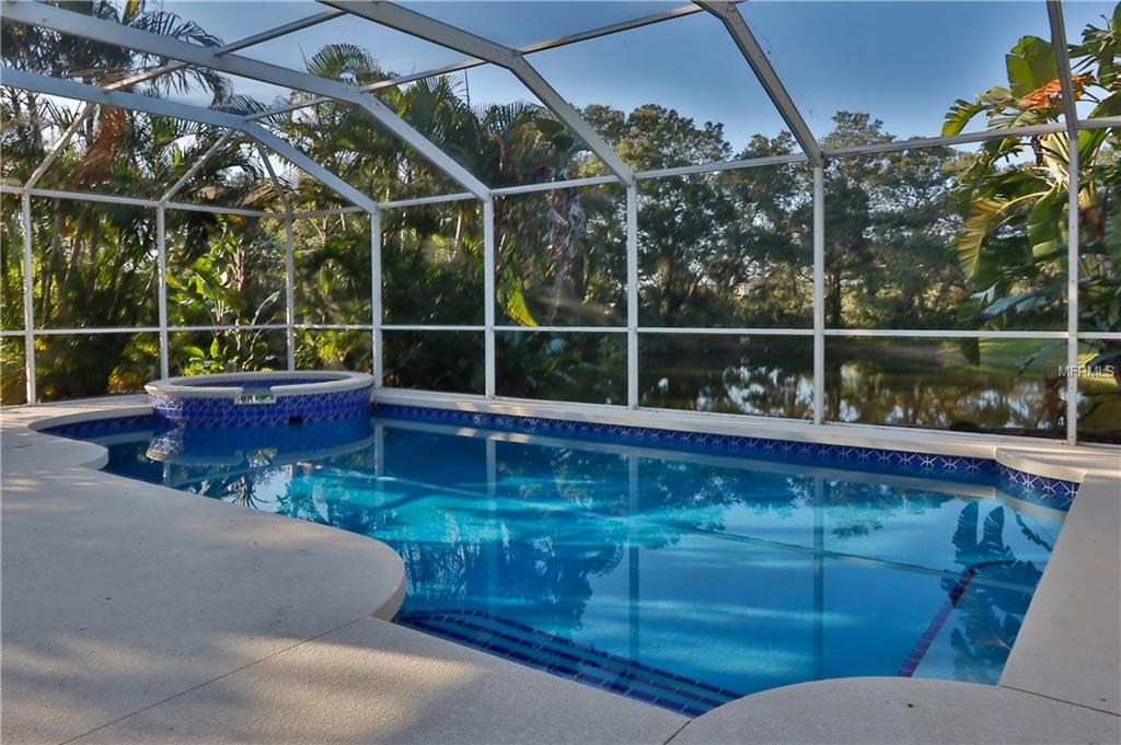7132 40TH LANE E, SARASOTA, Florida 34243, 4 Bedrooms Bedrooms, 3 Rooms Rooms,2 BathroomsBathrooms,Residential,For sale,40TH,T2914644