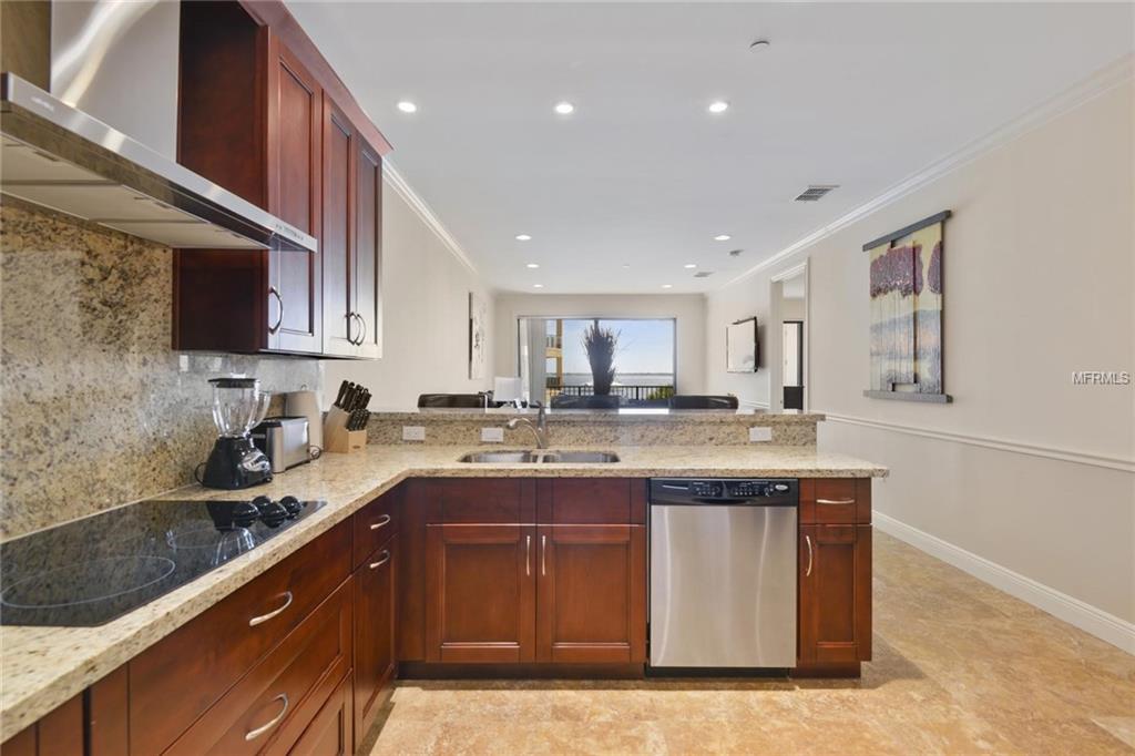 2351 LAKEVIEW DRIVE, SEBRING, Florida 33870, 3 Bedrooms Bedrooms, 6 Rooms Rooms,2 BathroomsBathrooms,Residential,For sale,LAKEVIEW,O5551905