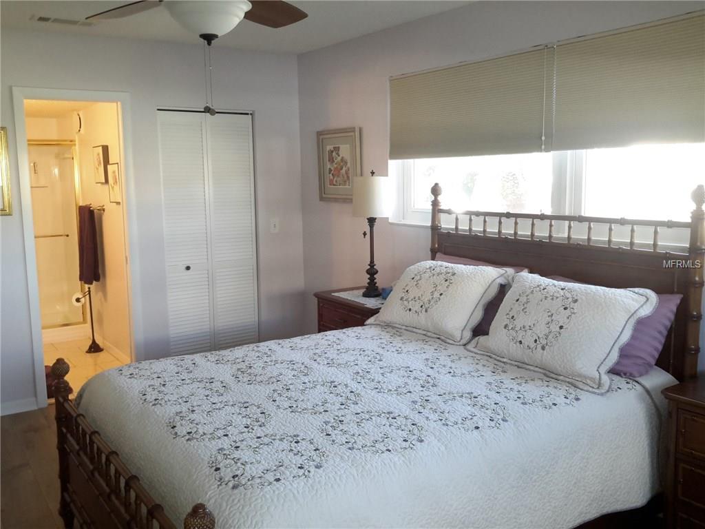 5521 80TH STREET N, ST PETERSBURG, Florida 33709, 2 Bedrooms Bedrooms, 5 Rooms Rooms,2 BathroomsBathrooms,Residential,For sale,80TH,T2921869