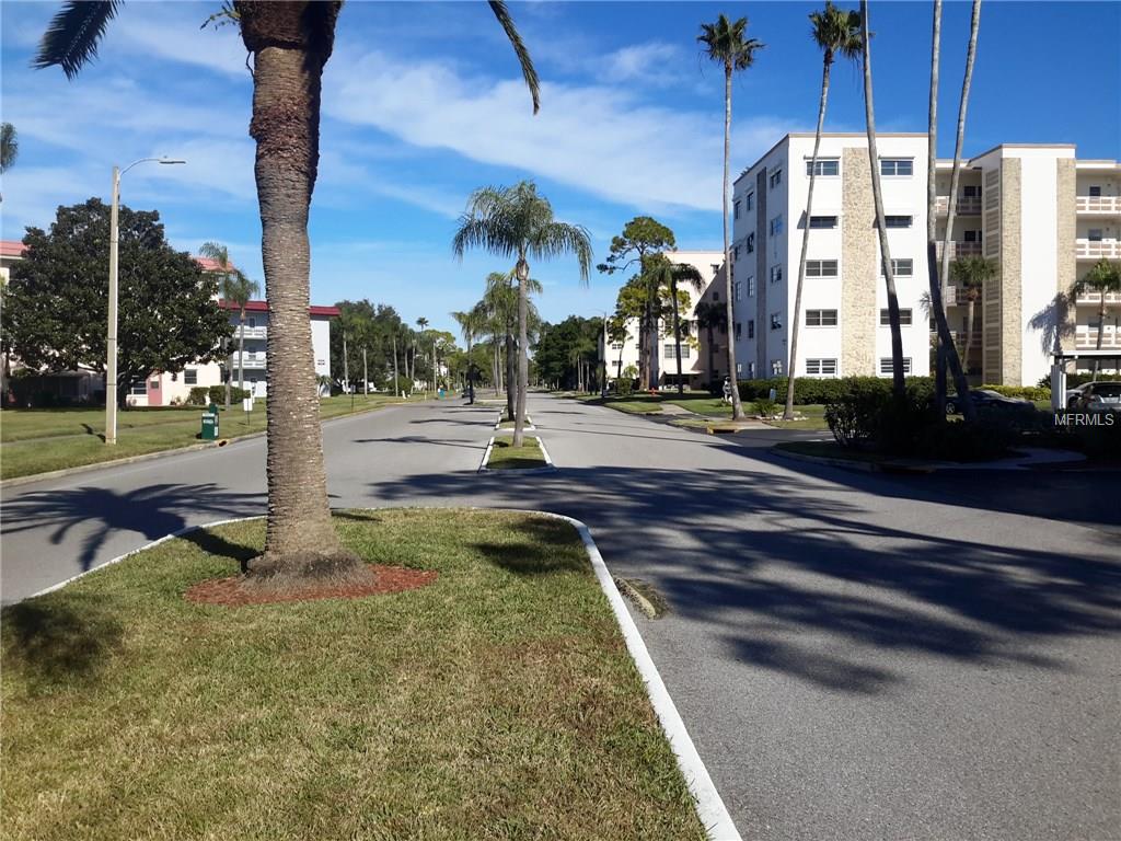 5521 80TH STREET N, ST PETERSBURG, Florida 33709, 2 Bedrooms Bedrooms, 5 Rooms Rooms,2 BathroomsBathrooms,Residential,For sale,80TH,T2921869