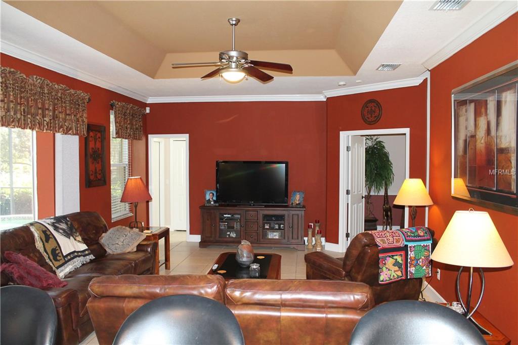 6400 YELLOW WOOD PLACE, SARASOTA, Florida 34241, 4 Bedrooms Bedrooms, 9 Rooms Rooms,2 BathroomsBathrooms,Residential,For sale,YELLOW WOOD,A4207757