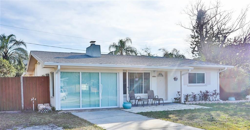 1501 COUNTRY LANE E, CLEARWATER, Florida 33759, 3 Bedrooms Bedrooms, 7 Rooms Rooms,2 BathroomsBathrooms,Residential,For sale,COUNTRY,U7845723