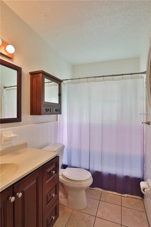 1501 COUNTRY LANE E, CLEARWATER, Florida 33759, 3 Bedrooms Bedrooms, 7 Rooms Rooms,2 BathroomsBathrooms,Residential,For sale,COUNTRY,U7845723