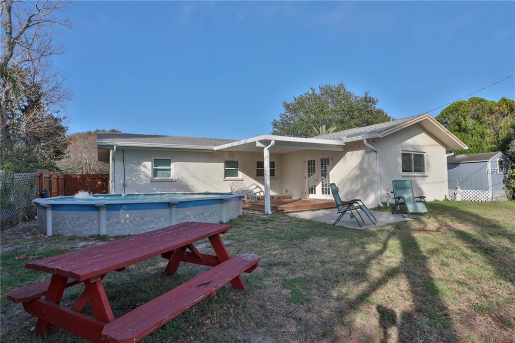 1501 COUNTRY LANE E, CLEARWATER, Florida 33759, 3 Bedrooms Bedrooms, 7 Rooms Rooms,2 BathroomsBathrooms,Residential,For sale,COUNTRY,U7845723