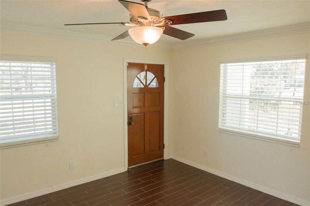 5509 S LOIS AVENUE, TAMPA, Florida 33611, 3 Bedrooms Bedrooms, 7 Rooms Rooms,1 BathroomBathrooms,Residential,For sale,LOIS,T2926100