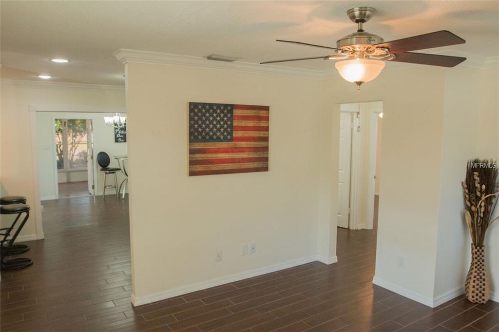 5509 S LOIS AVENUE, TAMPA, Florida 33611, 3 Bedrooms Bedrooms, 7 Rooms Rooms,1 BathroomBathrooms,Residential,For sale,LOIS,T2926100