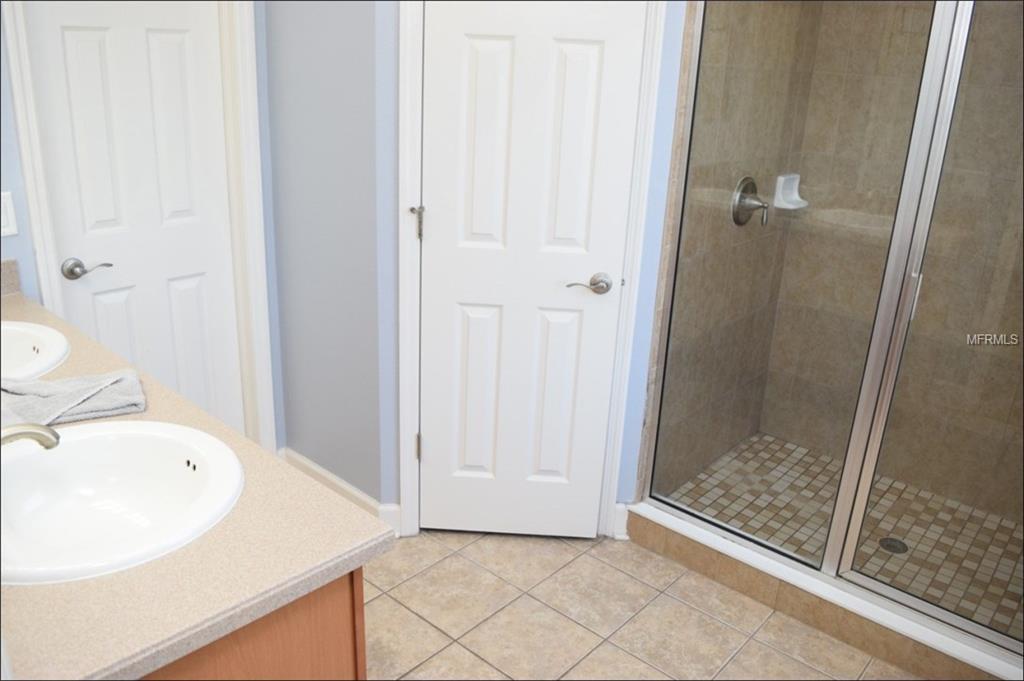 11317 GRAND WINTHROP AVENUE, RIVERVIEW, Florida 33578, 3 Bedrooms Bedrooms, 6 Rooms Rooms,2 BathroomsBathrooms,Residential,For sale,GRAND WINTHROP,T2927068