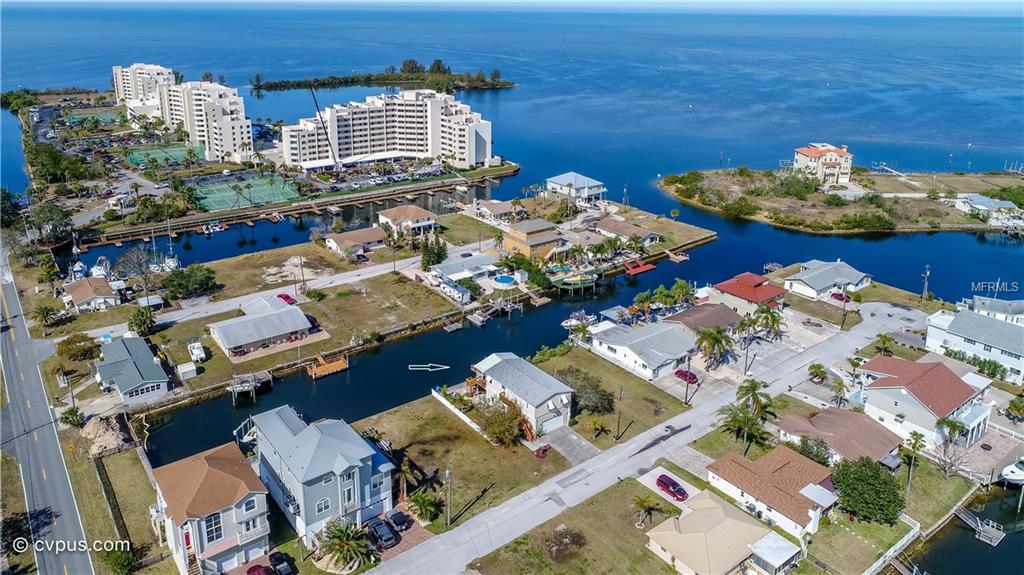 13749 VICTOR AVENUE, HUDSON, Florida 34667, 2 Bedrooms Bedrooms, 3 Rooms Rooms,2 BathroomsBathrooms,Residential,For sale,VICTOR,W7637663