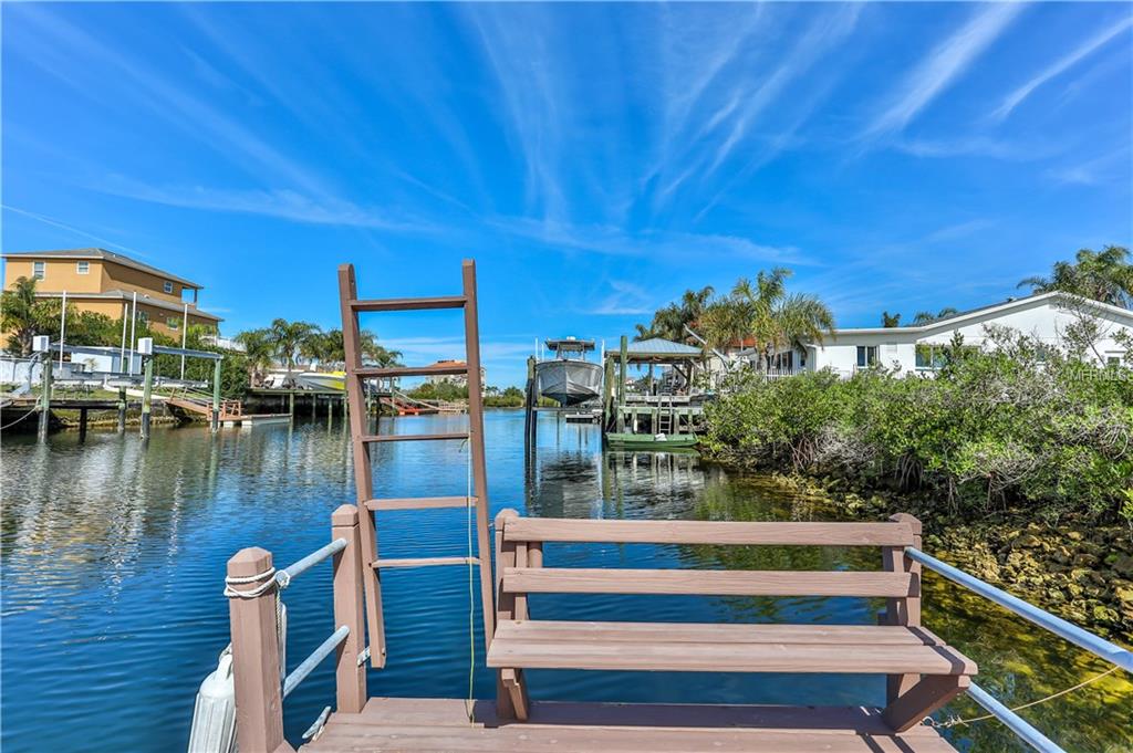 13749 VICTOR AVENUE, HUDSON, Florida 34667, 2 Bedrooms Bedrooms, 3 Rooms Rooms,2 BathroomsBathrooms,Residential,For sale,VICTOR,W7637663