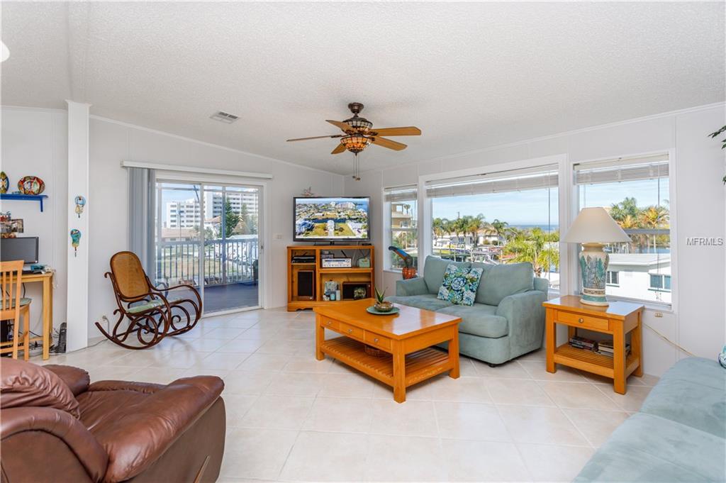 13749 VICTOR AVENUE, HUDSON, Florida 34667, 2 Bedrooms Bedrooms, 3 Rooms Rooms,2 BathroomsBathrooms,Residential,For sale,VICTOR,W7637663