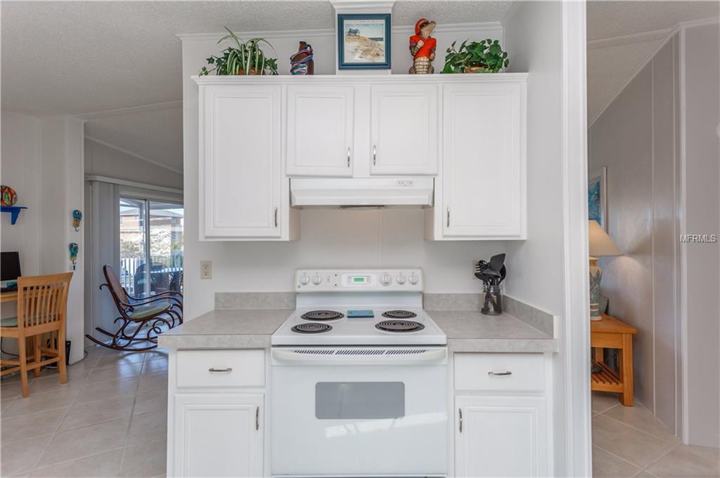 13749 VICTOR AVENUE, HUDSON, Florida 34667, 2 Bedrooms Bedrooms, 3 Rooms Rooms,2 BathroomsBathrooms,Residential,For sale,VICTOR,W7637663