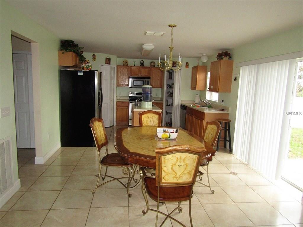 509 RONSHELLE AVENUE, HAINES CITY, Florida 33844, 4 Bedrooms Bedrooms, 10 Rooms Rooms,2 BathroomsBathrooms,Residential,For sale,RONSHELLE,P4719007