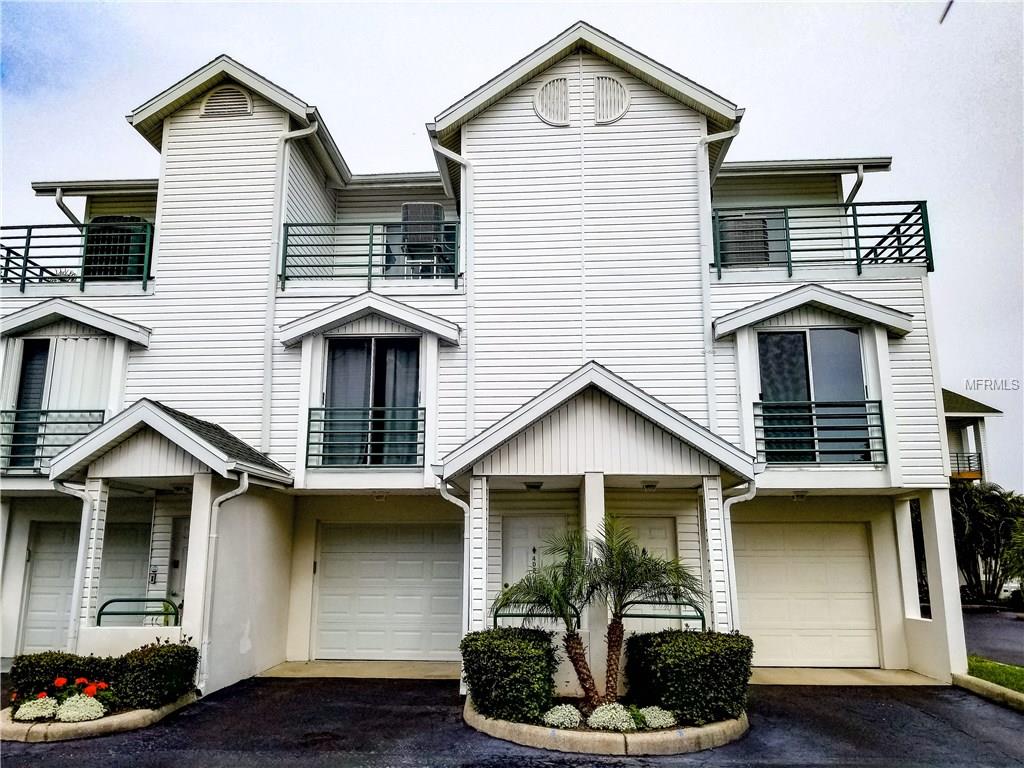 320 ISLAND WAY, CLEARWATER BEACH, Florida 33767, 3 Bedrooms Bedrooms, 6 Rooms Rooms,3 BathroomsBathrooms,Residential,For sale,ISLAND,T2928191