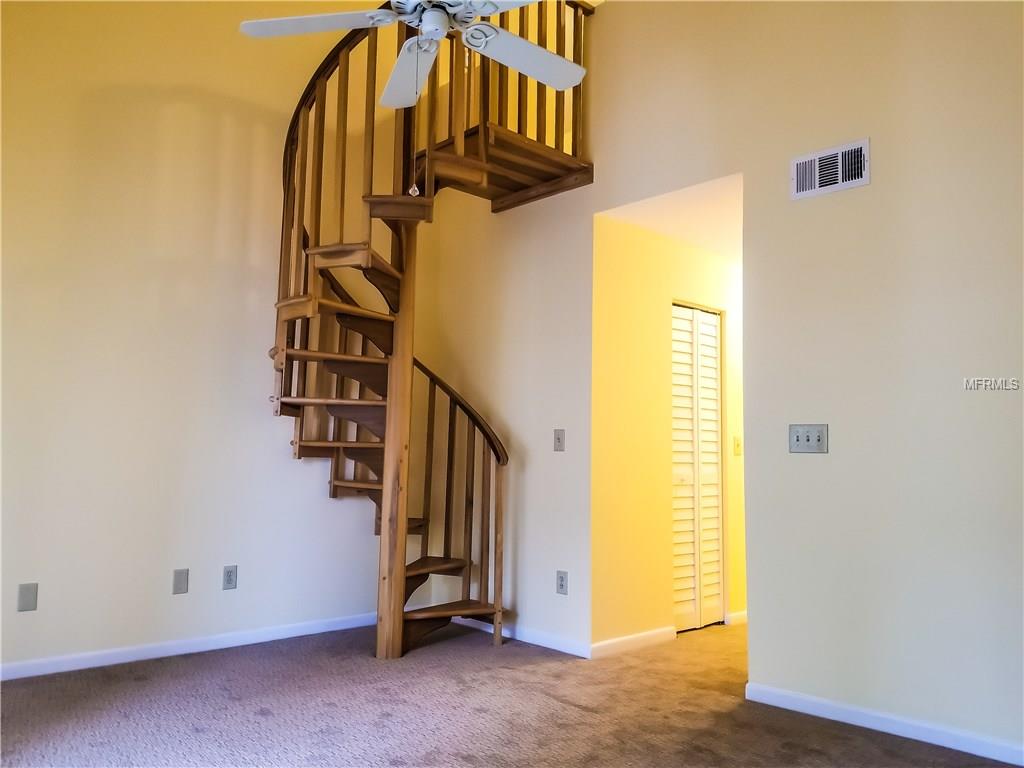 320 ISLAND WAY, CLEARWATER BEACH, Florida 33767, 3 Bedrooms Bedrooms, 6 Rooms Rooms,3 BathroomsBathrooms,Residential,For sale,ISLAND,T2928191