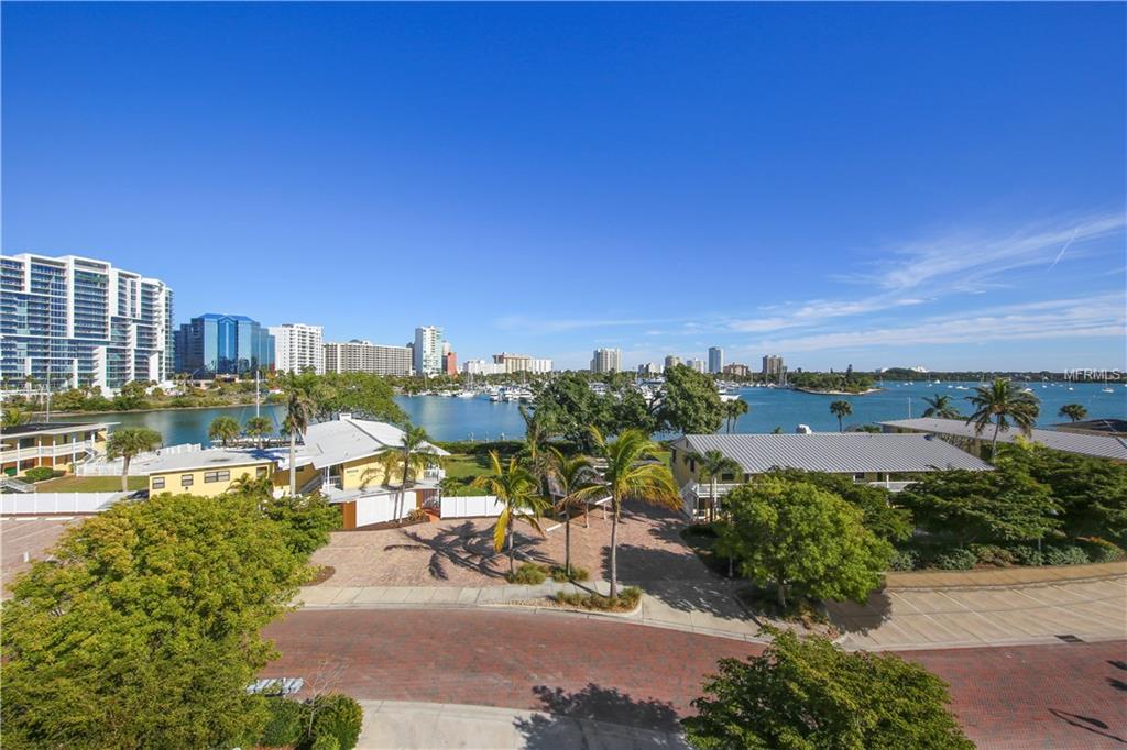 609 GOLDEN GATE POINT, SARASOTA, Florida 34236, 3 Bedrooms Bedrooms, 8 Rooms Rooms,3 BathroomsBathrooms,Residential,For sale,GOLDEN GATE,A4187878