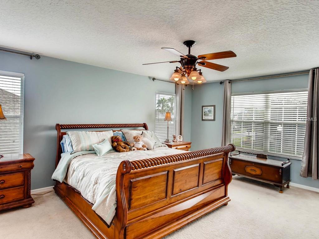 1446 ANNA CATHERINE DRIVE, ORLANDO, Florida 32828, 4 Bedrooms Bedrooms, 11 Rooms Rooms,3 BathroomsBathrooms,Residential,For sale,ANNA CATHERINE,O5529919