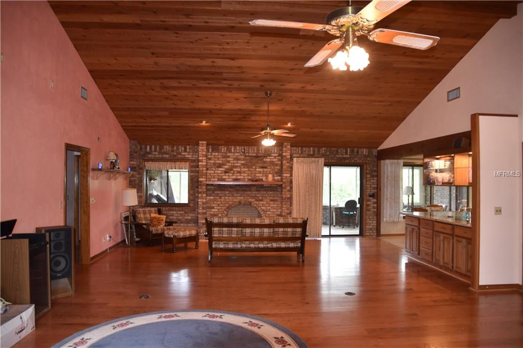 156 POINT O WOODS DRIVE, DAYTONA BEACH, Florida 32114, 4 Bedrooms Bedrooms, 9 Rooms Rooms,3 BathroomsBathrooms,Residential,For sale,POINT O WOODS,O5547860