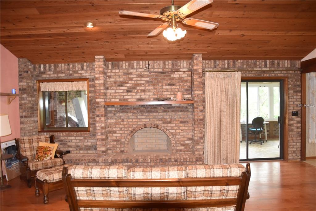 156 POINT O WOODS DRIVE, DAYTONA BEACH, Florida 32114, 4 Bedrooms Bedrooms, 9 Rooms Rooms,3 BathroomsBathrooms,Residential,For sale,POINT O WOODS,O5547860