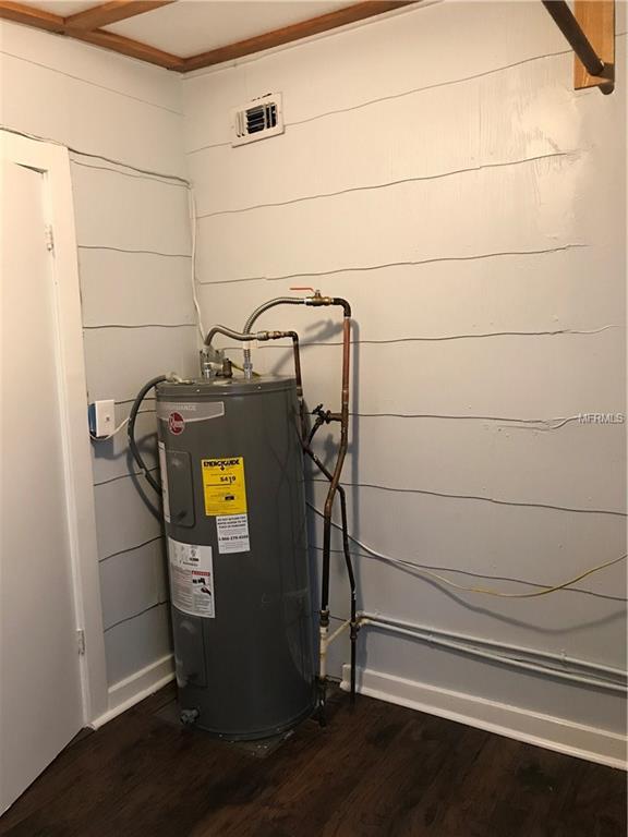 5025 72ND STREET N, ST PETERSBURG, Florida 33709, 2 Bedrooms Bedrooms, 3 Rooms Rooms,1 BathroomBathrooms,Residential,For sale,72ND,T2918516