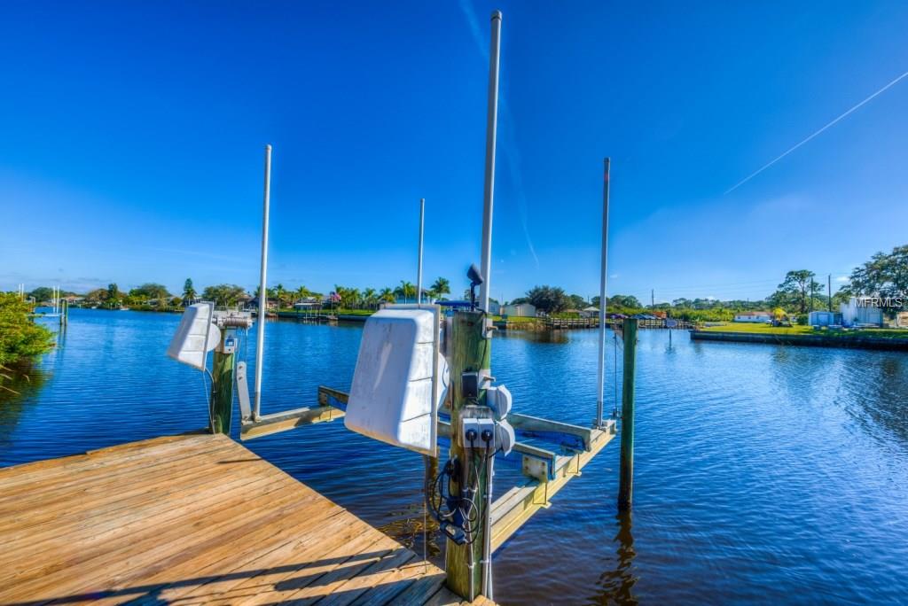 6952 PAN AMERICAN BOULEVARD, NORTH PORT, Florida 34287, 4 Bedrooms Bedrooms, 11 Rooms Rooms,3 BathroomsBathrooms,Residential,For sale,PAN AMERICAN,N5915762