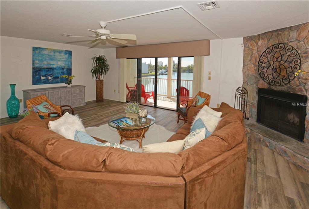 12242 2ND STREET E, TREASURE ISLAND, Florida 33706, 3 Bedrooms Bedrooms, 5 Rooms Rooms,2 BathroomsBathrooms,Residential,For sale,2ND,U7843960