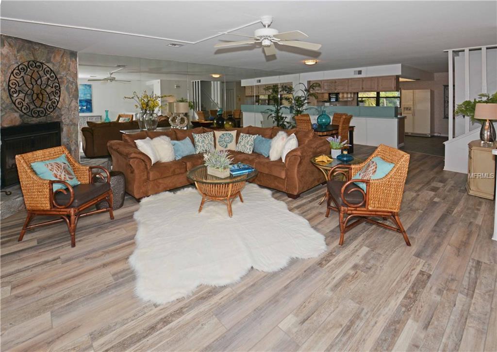 12242 2ND STREET E, TREASURE ISLAND, Florida 33706, 3 Bedrooms Bedrooms, 5 Rooms Rooms,2 BathroomsBathrooms,Residential,For sale,2ND,U7843960