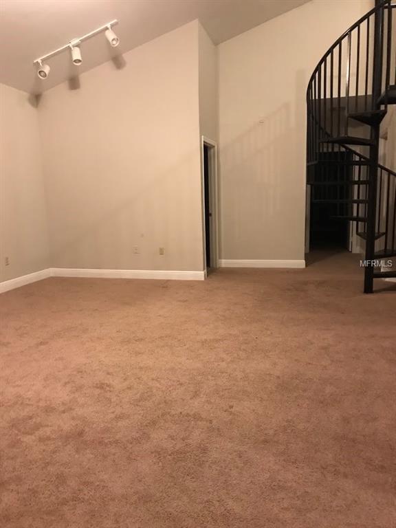 122 VISTA VERDI CIRCLE, LAKE MARY, Florida 32746, 2 Bedrooms Bedrooms, 5 Rooms Rooms,2 BathroomsBathrooms,Residential,For sale,VISTA VERDI,O5558037