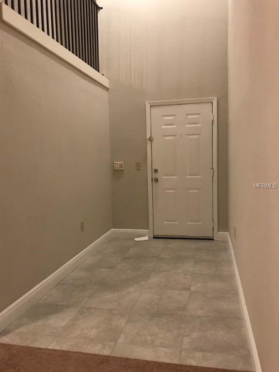 122 VISTA VERDI CIRCLE, LAKE MARY, Florida 32746, 2 Bedrooms Bedrooms, 5 Rooms Rooms,2 BathroomsBathrooms,Residential,For sale,VISTA VERDI,O5558037