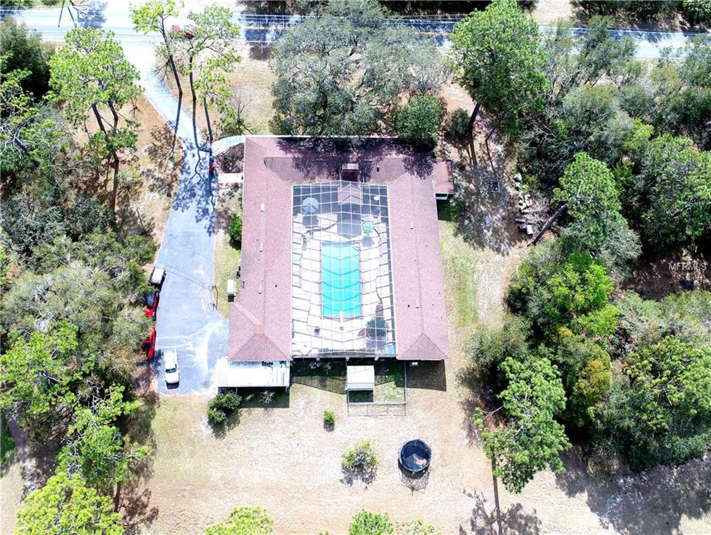 1000 E BERESFORD AVENUE, DELAND, Florida 32724, 4 Bedrooms Bedrooms, 10 Rooms Rooms,6 BathroomsBathrooms,Residential,For sale,BERESFORD,V4722711